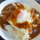 巣篭り卵のっけカレー